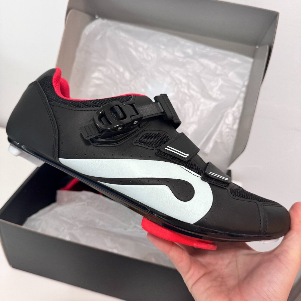 Peloton Cycling Shoes – Size 46 (Men’s 12 / Women’s 13.5), Excellent Condition